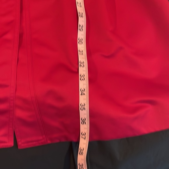 Vintage red satin Burberry jacket size US 10 - Picture 17 of 17